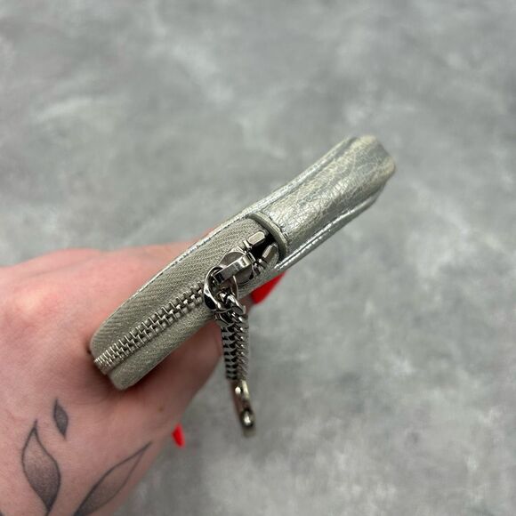 Saint Laurent YSL Metallic Silver Leather Heart Coin Purse with Key Chain - Picture 8 of 15